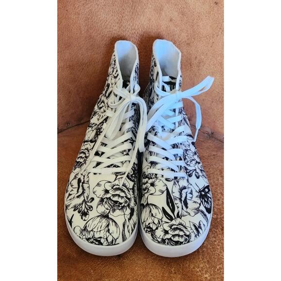 NOBULL Men's US 13 Floral Collection Butterfly Canvas Trainer High-Top Sneakers - Picture 3 of 9